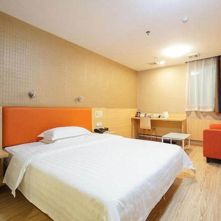 Jia Mei Xin Holiday Hotel Baiyun Airport Branch Guangzhou Exterior foto