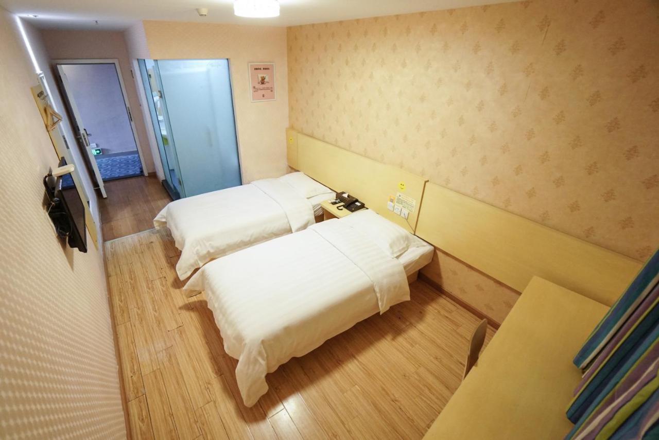 Jia Mei Xin Holiday Hotel Baiyun Airport Branch Guangzhou Exterior foto